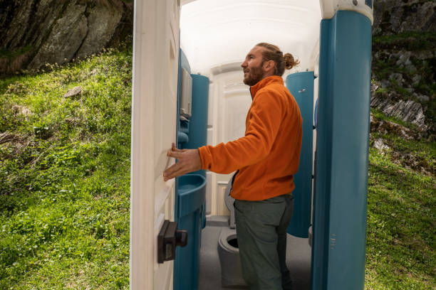 Best Portable toilet rental cost  in Creswell, OR